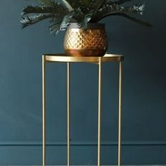 Iron table 236×353 Iron table 236x353